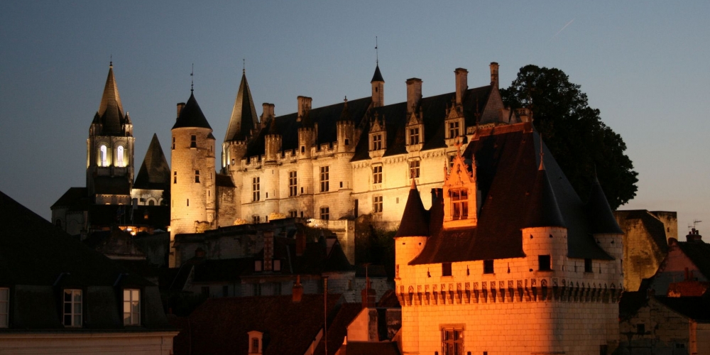 Le Logis royal de Loches illuminé