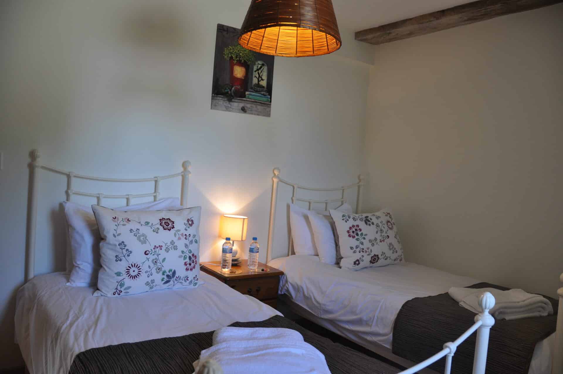 gite piscine beauval loches chambre 2 lits chene