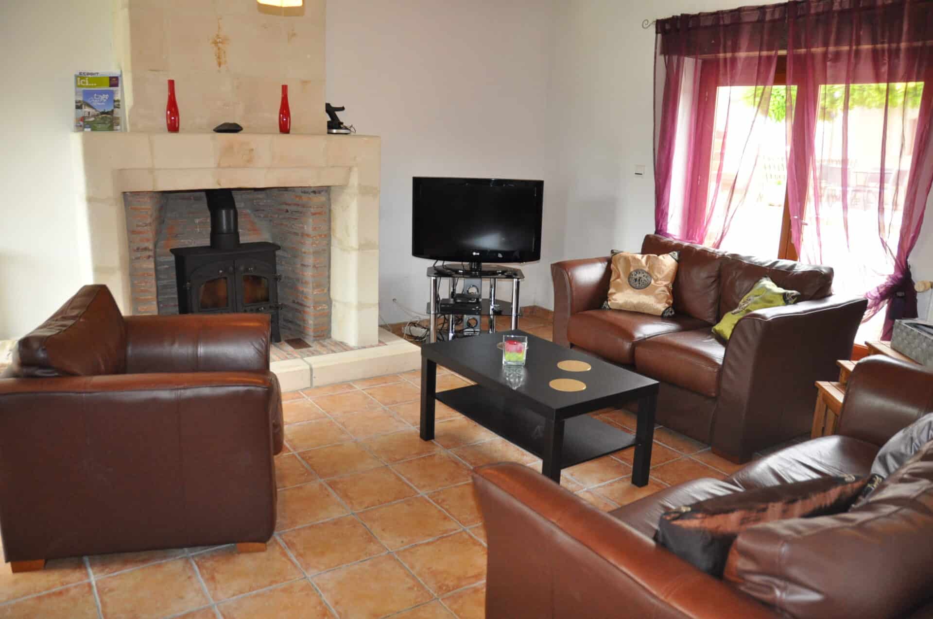 gite piscine beauval loches salon villa peuplier