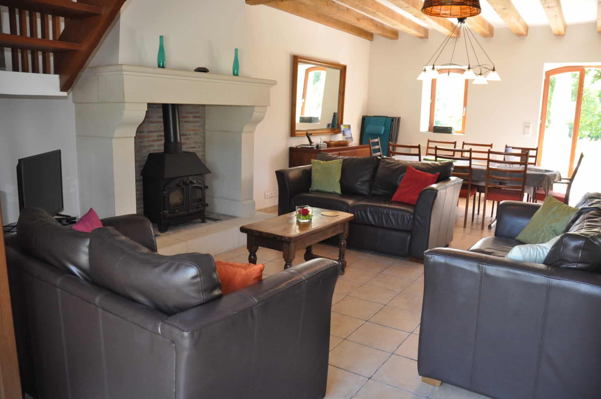 gite piscine beauval loches salon villa chene